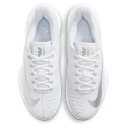 Nike Air Zoom GP Turbo Women's Tennis Shoe (White/Silver) -Sports Gear Shop CK7580 104 PHCTH001 3144