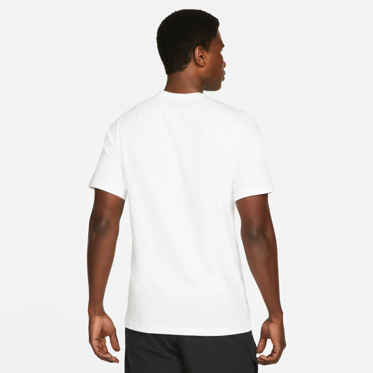 Nike Men's Garden Party Tee (White) 4 Nike Men's Garden Party Tee (White) - Image 2