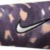 Nike Tennis Graphic Premier Doublewide Wristband (Gridiron/White Onyx) -Sports Gear Shop N1001677924 SP20 NIKE TENNIS GRAPHIC PREMIER DW WRISTBANDS PHSFH000